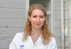 Dr. Anna Berghoff