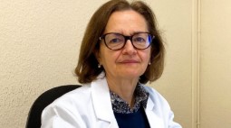 Dr. Antònia Agusti
