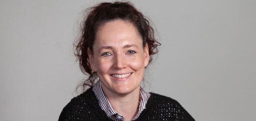 Dr. Carina Strell