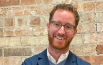 Dr. Christopher Wallis