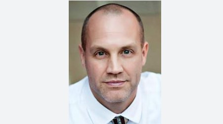 Dr. Eric Lowe