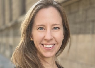 Dr. Hilary Robbins