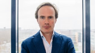 Prof. Hjalmar van Santvoort