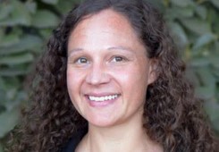 Dr. Lindsay Collin