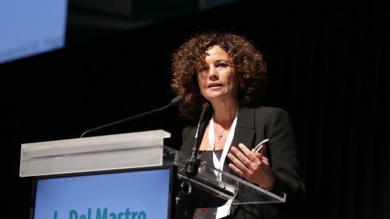 Dr. Lucia Del Mastro