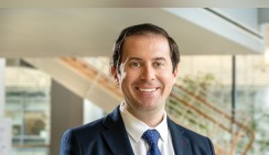 Dr. Michael Cecchini
