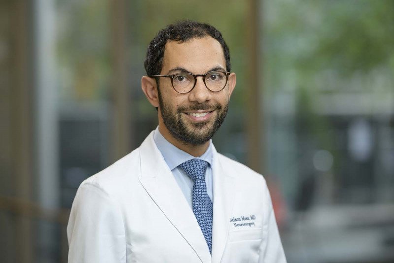 Dr. Nelson Moss