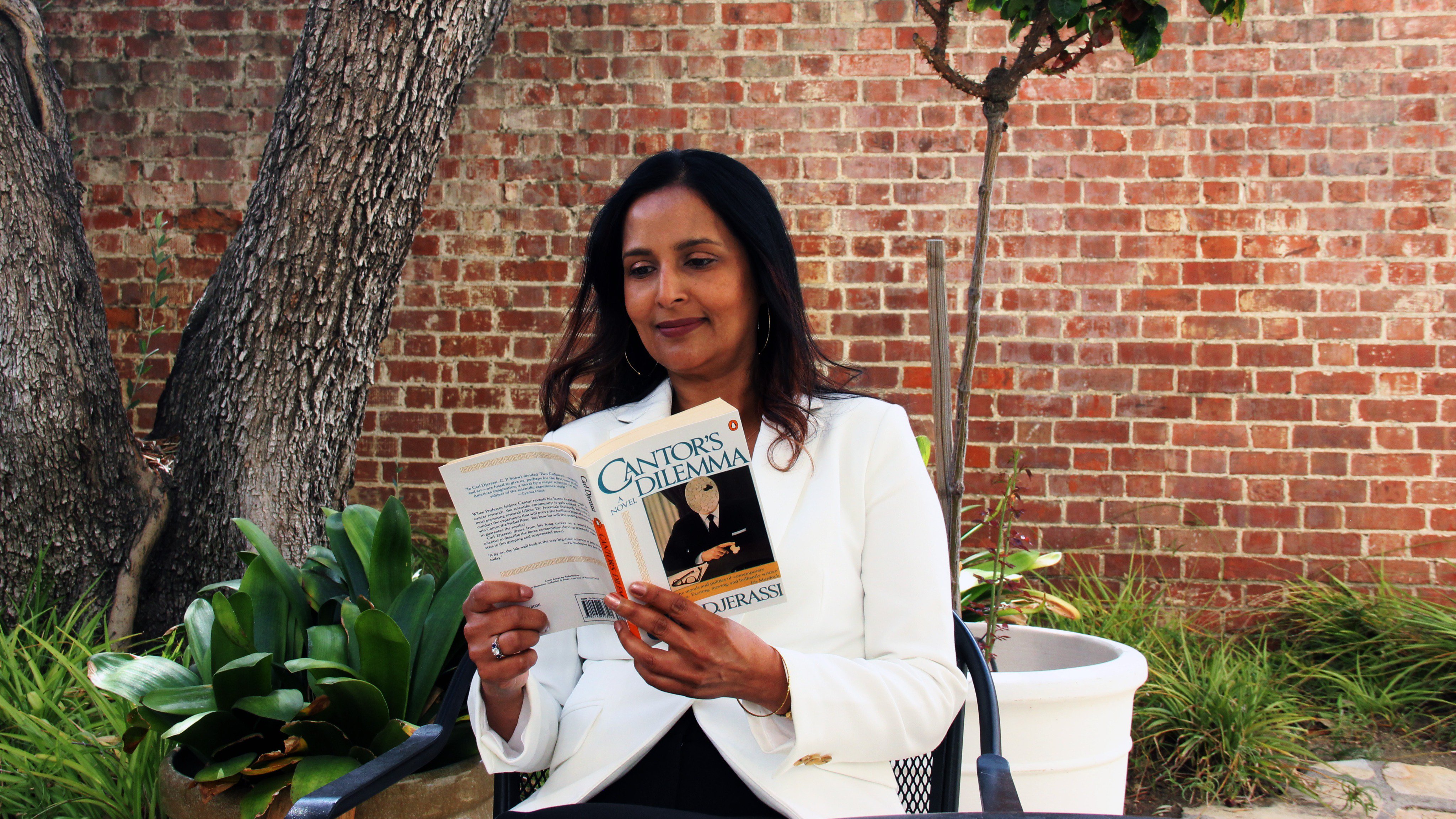 Dr. Reina Haque