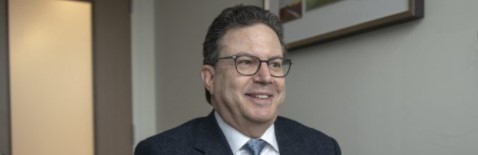 Dr. Richard Fine