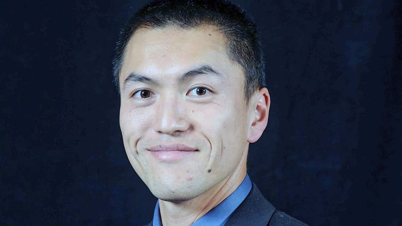 Dr. Robert Wong