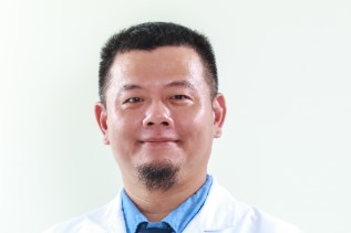 Dr. Shi-Han Hung