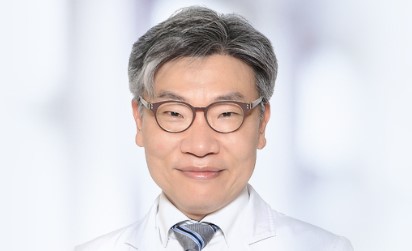 Dr. Yoon Jun Kim