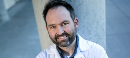Dr. Zachary Reitman